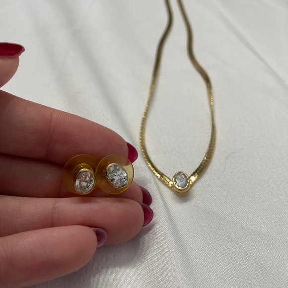 AUTHENTIC silver rhinestone necklace and braclet set- brand unknown- vintage - Picture 3 of 4